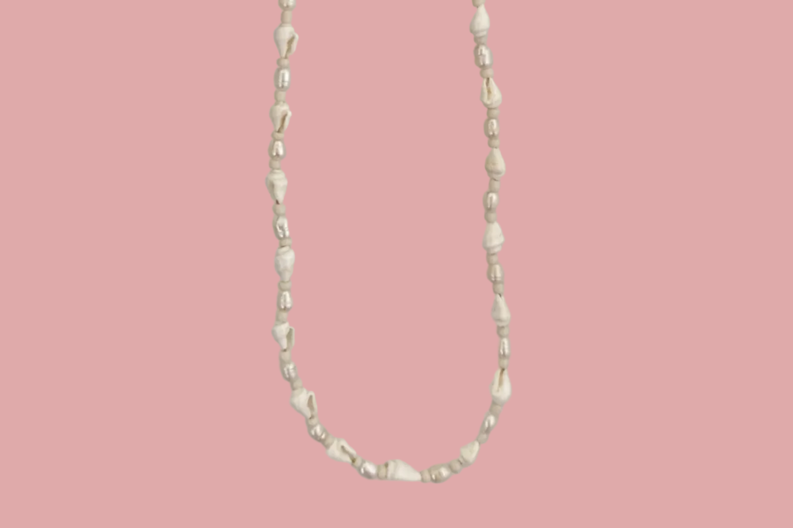 White Beach Choker